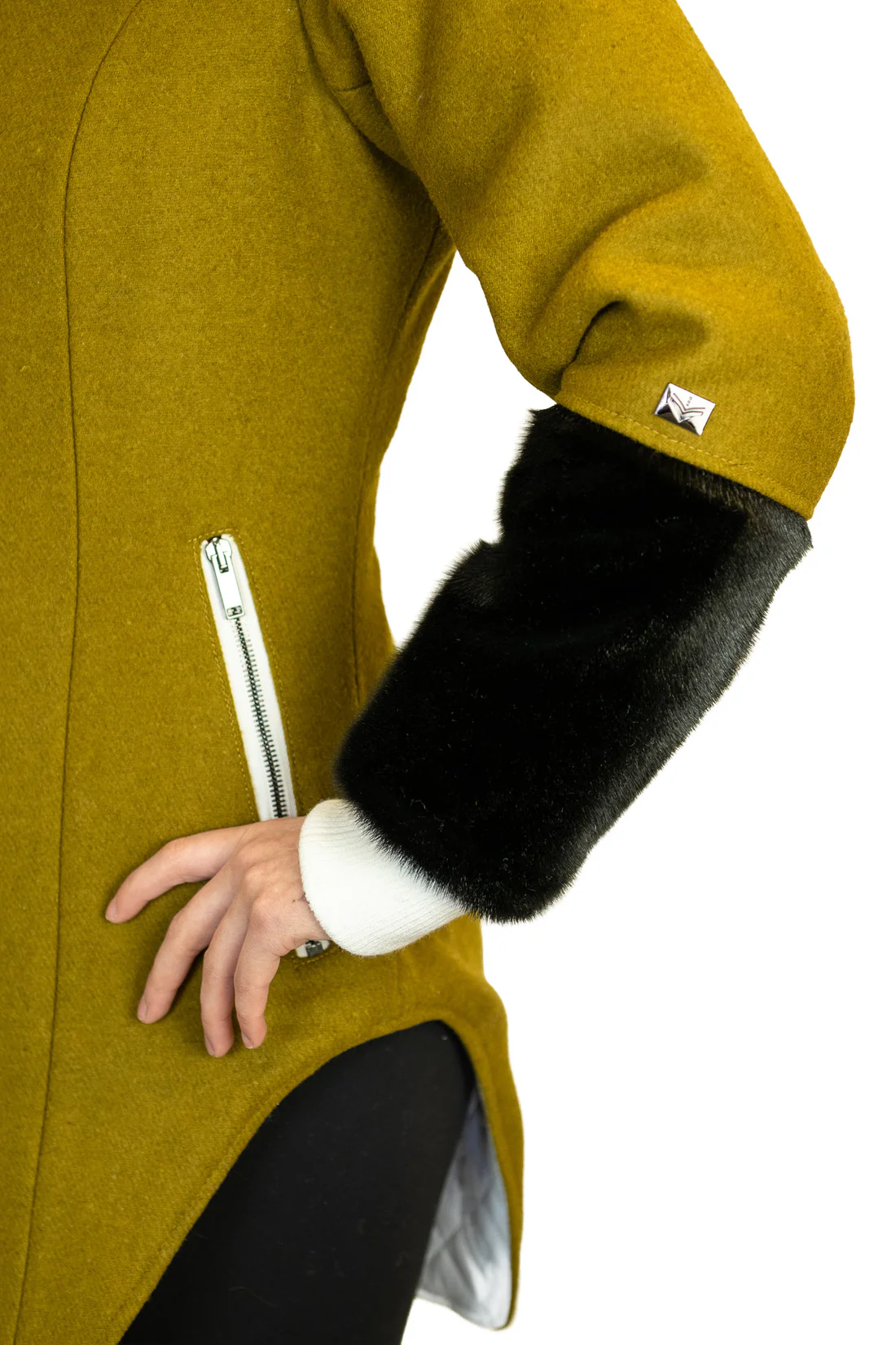 TAVVI | ᑕᕝᕕ - HONEY - Image 5